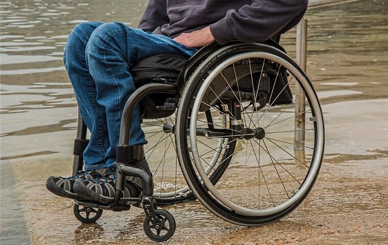 京东健康携手邦邦车，辅助出行迈向生态竞争阶段